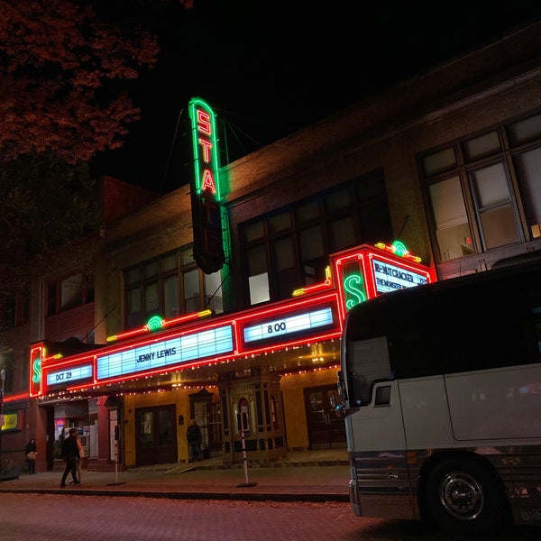 รูปภาพถ่ายที่ State Theatre of Ithaca โดย Mark เมื่อ 10/30/2019
