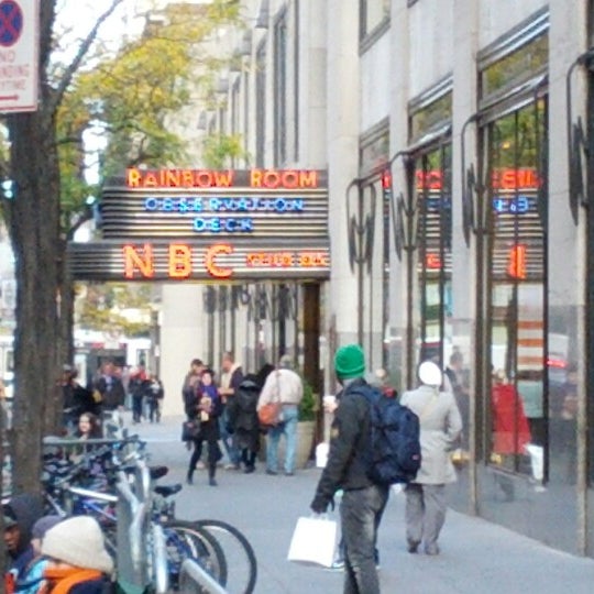 Saturday Night Live Standby Line - Plaza in Rockefeller Center