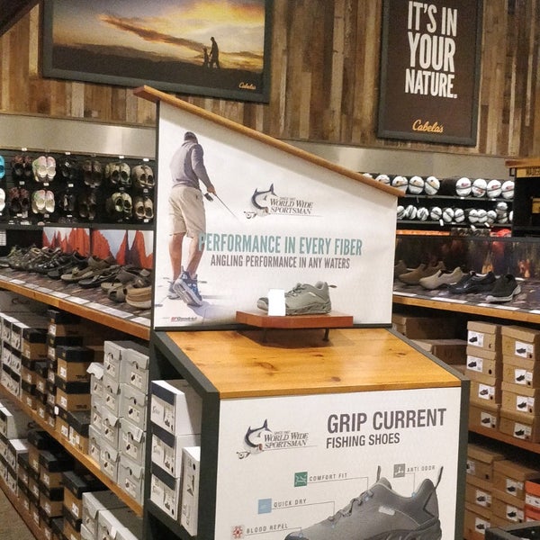 Cabela's shoe department sale