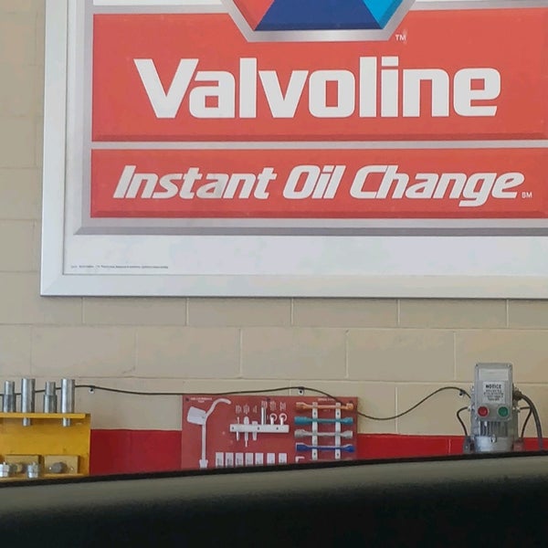 Valvoline Instant Oil Change SoMa 0 tips