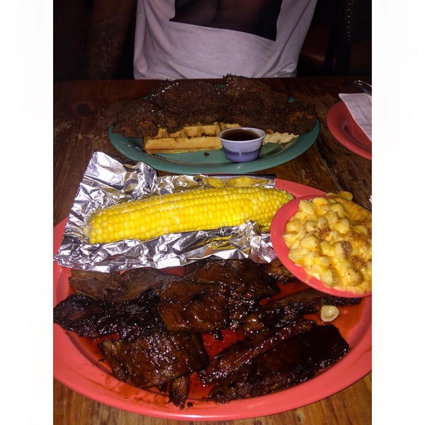 Photo taken at Harley&#39;s Smokeshack by Sheila R. on 8/25/2015