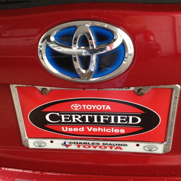 รูปภาพถ่ายที่ Charles Maund Toyota โดย Used Car Ricky เมื่อ 4/10/2013
