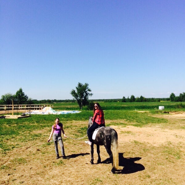 5/30/2015 tarihinde Anya G.ziyaretçi tarafından КСК Western Horse'de çekilen fotoğraf