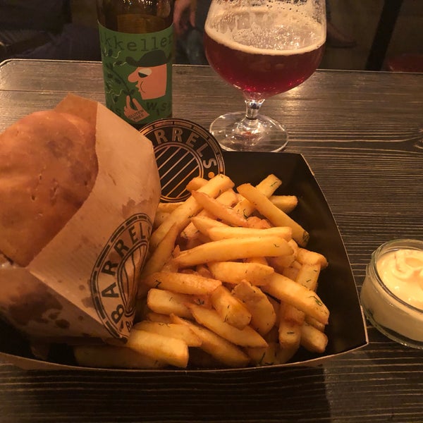 11/17/2018에 Mattias P.님이 Barrels Burgers &amp; Beer에서 찍은 사진