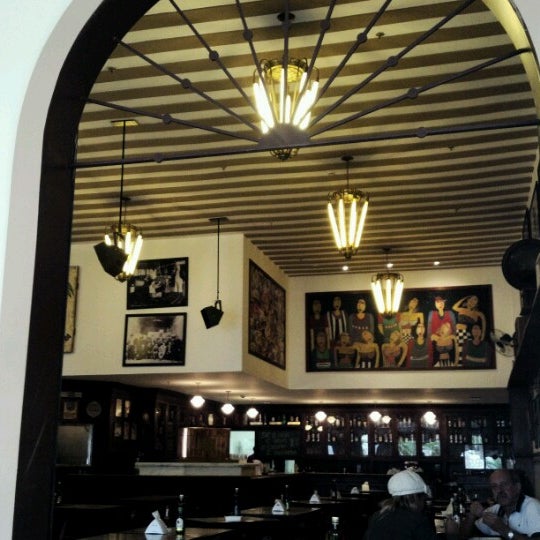 1/26/2013 tarihinde Sônia S.ziyaretçi tarafından Bar do Ferreira'de çekilen fotoğraf