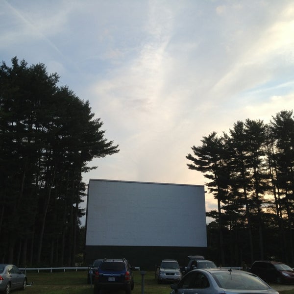 Foto tomada en Northfield Drive-In  por Sven el 7/22/2013