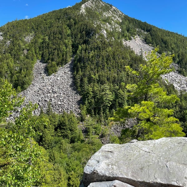 White Rocks Hiking Trail Wallingford, VT