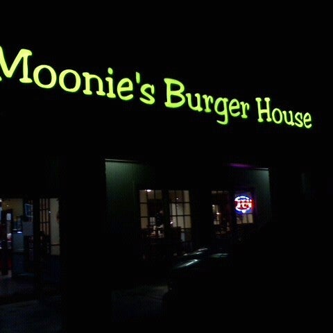 Photo taken at Moonie&#39;s Burger House by Vinn N. on 12/21/2012