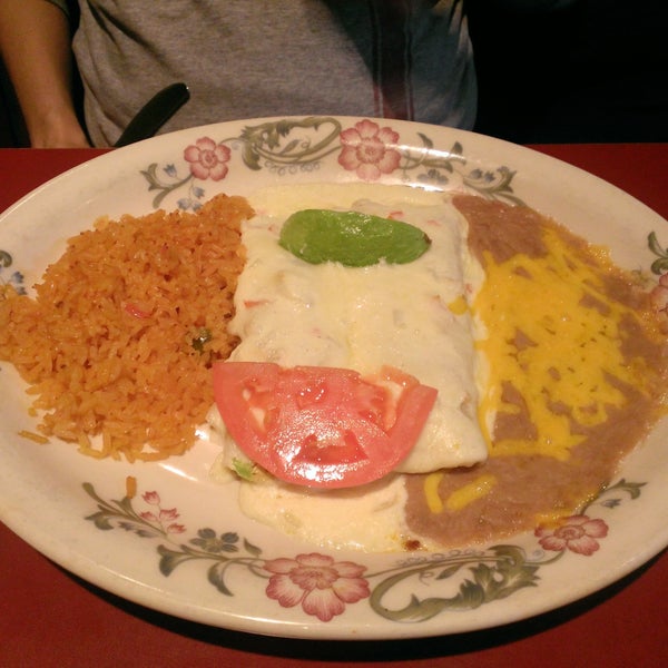 11/25/2012에 Jerome H.님이 Ixtapa Family Mexican Restaurant에서 찍은 사진