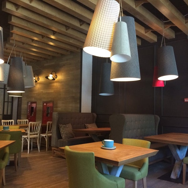 Неизвестный кафе. Гостион кафе екатеринбург. Дети на кухне ресторан спб. Дом композиторов ижевск кафе. Кафе решетников.