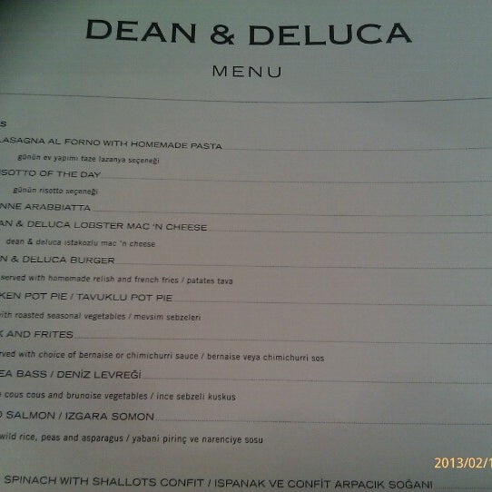 รูปภาพถ่ายที่ Dean &amp; Deluca โดย Erkan Ş. เมื่อ 2/11/2013