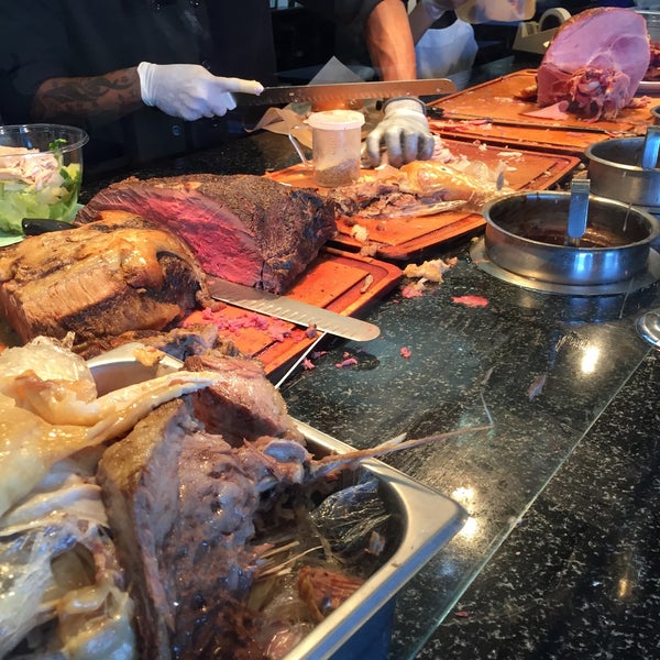 Photo taken at MGM Roast Beef by sneakerpimp on 7/23/2015