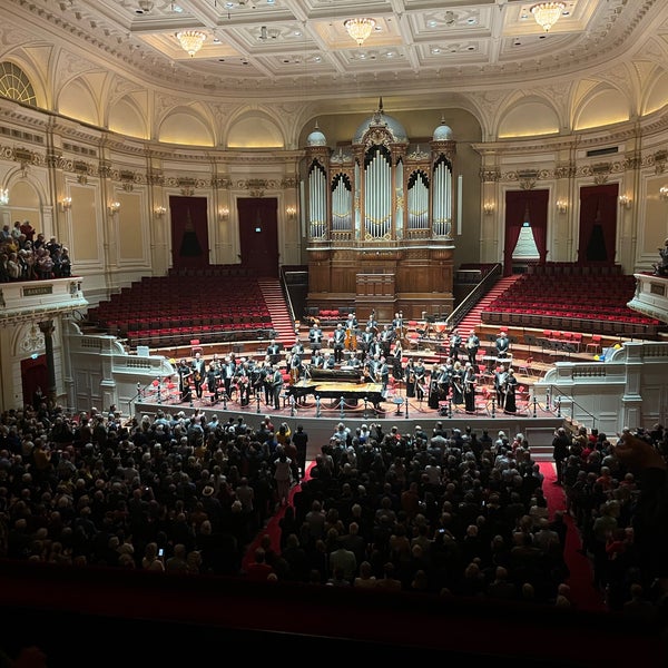 Снимок сделан в Het Concertgebouw пользователем Peter A. 9/17/2022