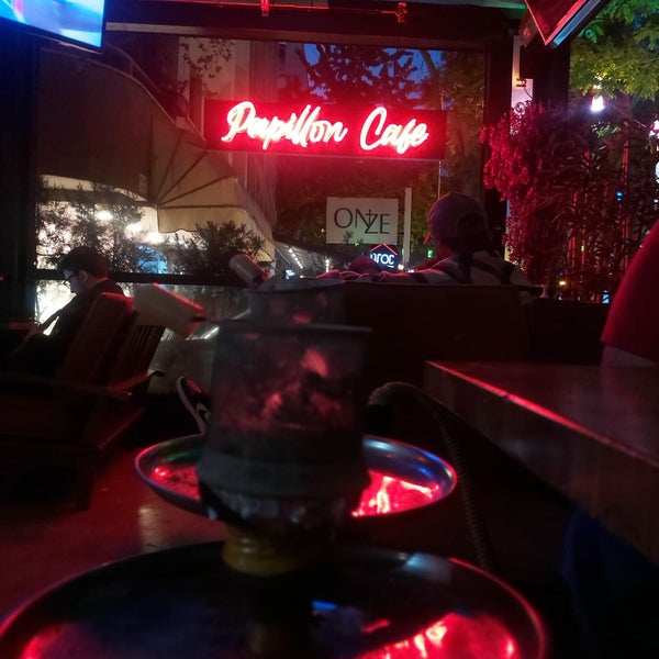 Foto diambil di Papillion Cafe oleh 🇹🇷 pada 5/21/2022