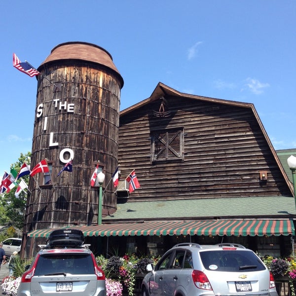 Photo taken at The Silo Restaurant and Country Store by Sandy I. on 7/20/2014