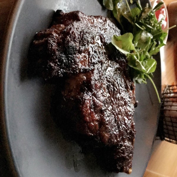 Foto scattata a Nick + Stef’s Steakhouse da Toca MorningStar il 8/14/2018