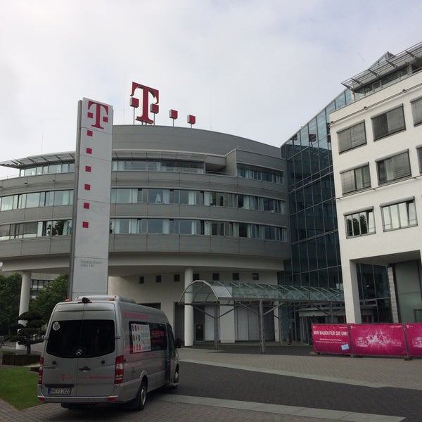 Foto diambil di Deutsche Telekom oleh Dirk M. pada 6/28/2016