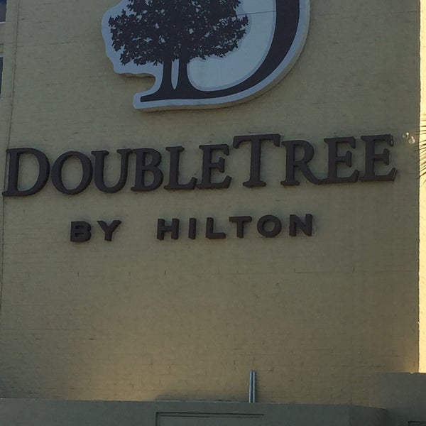 Снимок сделан в Doubletree by Hilton Hotel Tampa Airport - Westshore пользователем Don I. 9/25/2016