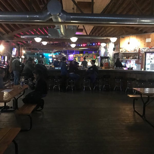12/1/2018にJessica M.がEmporium Arcade Barで撮った写真