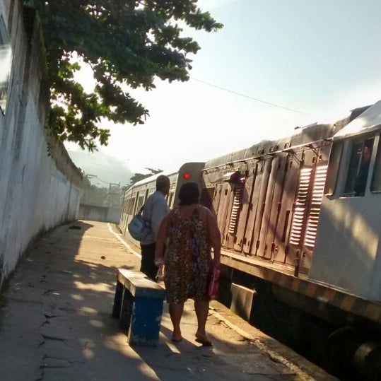 SuperVia Estação Parada Angélica Estação Ferroviária em Duque de Caxias SuperVia Estação Parada Angélica Estação Ferroviária em Duque de Caxias