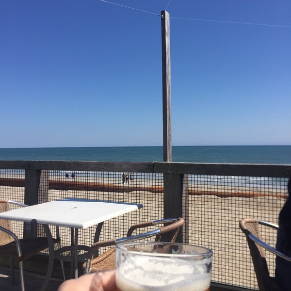Photo taken at The Oceanic Restaurant by Aaron N. on 3/18/2018