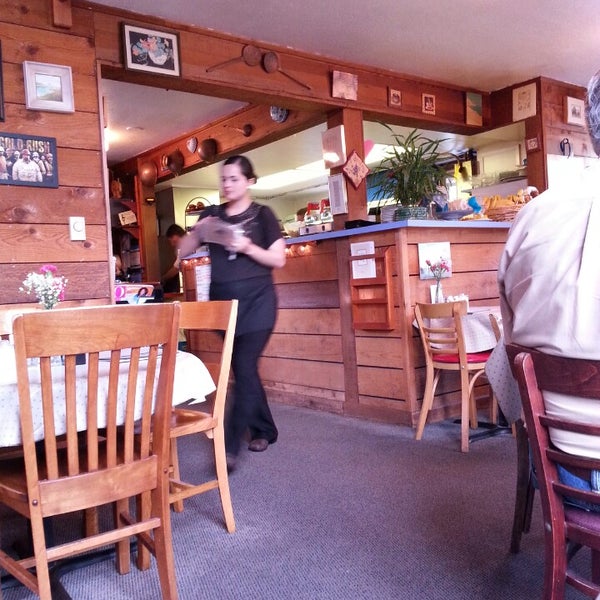 The Lazy Susan Cafe 126 N Hemlock St