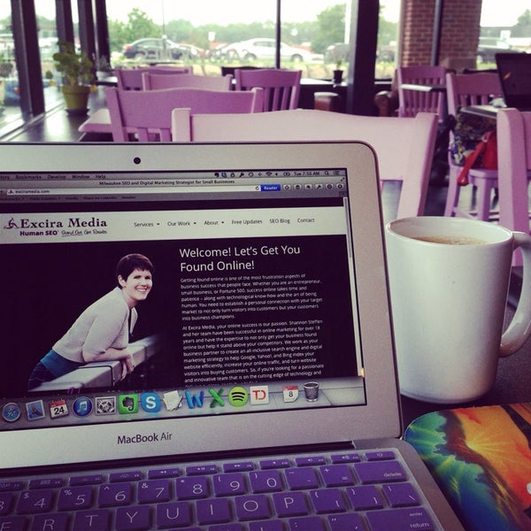 Foto tomada en O&#39; What A Day Cafe  por Shannon S. el 6/24/2014