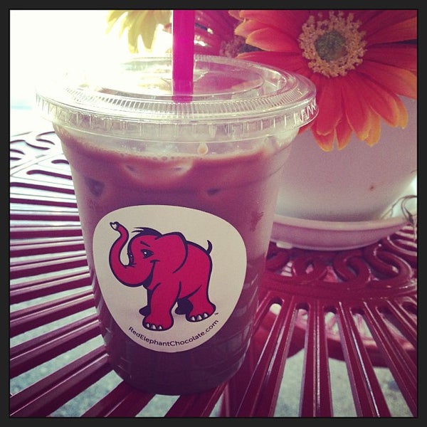 Photo taken at Red Elephant Chocolate Cafe by Shannon S. on 7/11/2013
