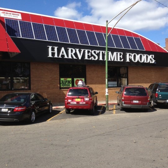 HarvesTime Foods Grocery Store in Ravenswood
