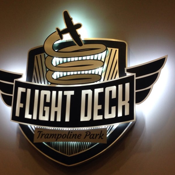 Photo prise au Flight Deck Arlington par Gary P. le5/20/2014