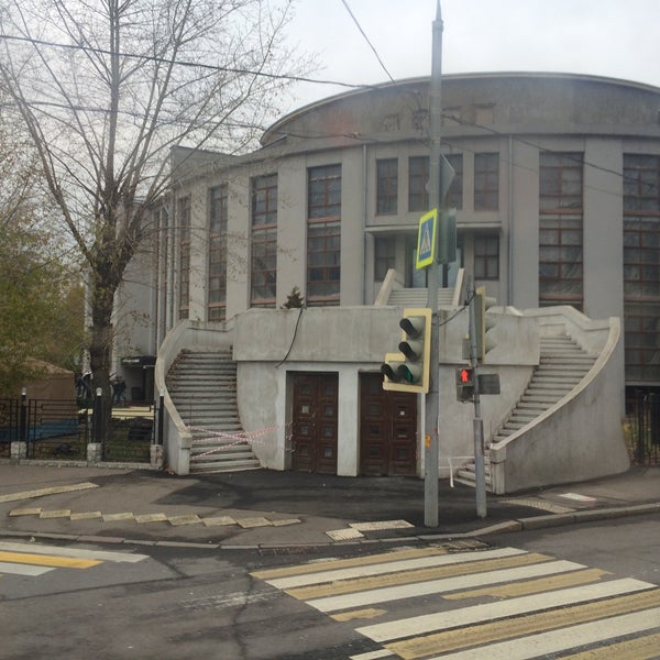 Клуб завода каучук