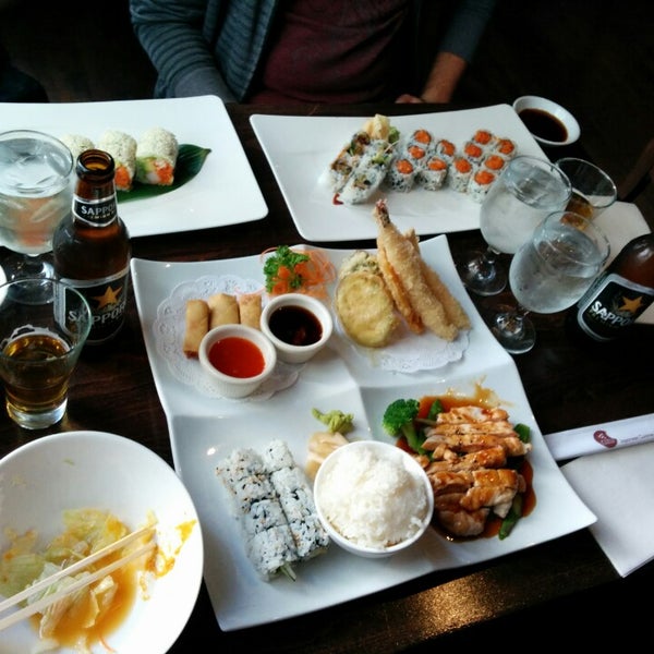 Photo taken at Ozu Japanese Cuisine &amp; Lounge by Vasily L. on 5/18/2014