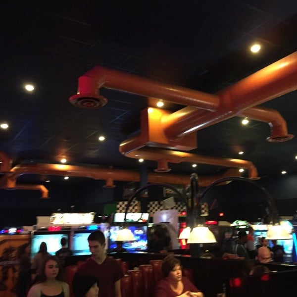 Photo taken at Dave &amp; Buster&#39;s by Bobby D. on 11/23/2014