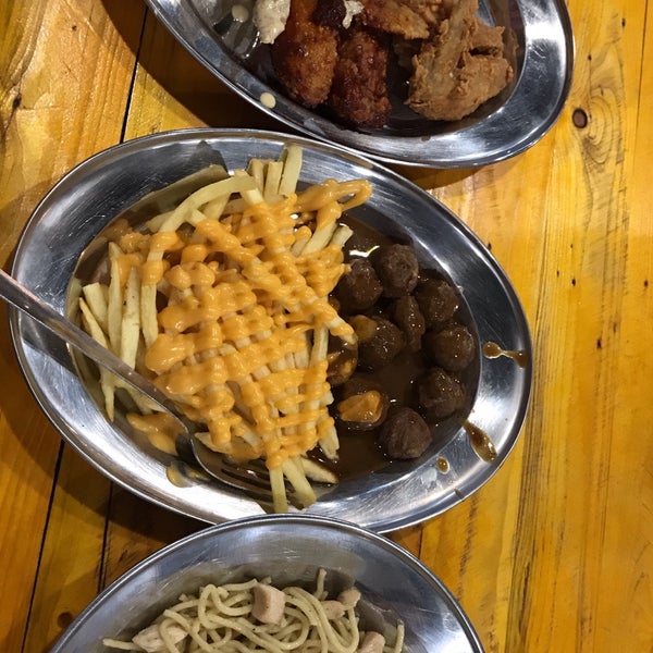 Fotos Em Restoran Gegey Jalan Diplomatik