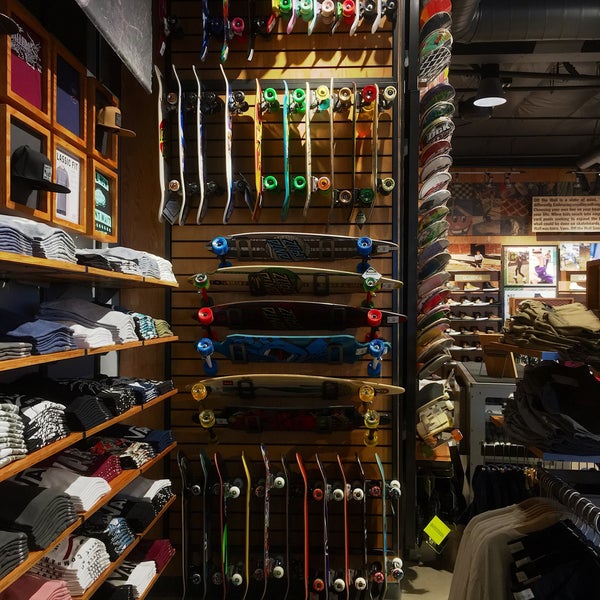 vans stores around me