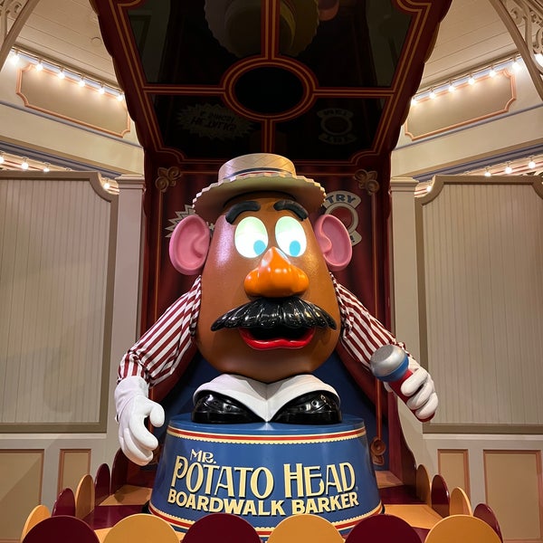 Mr potato on sale head animatronic
