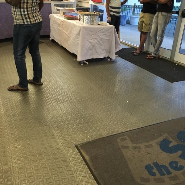 Screens at the Continent 14 tips from 201 visitors