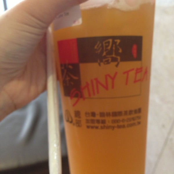 My favorite drink is the Passion fruit wenshan tea. This is the only tea shop that offers it!