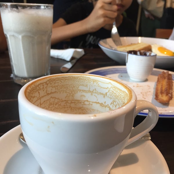 4/19/2017 tarihinde Putri S.ziyaretçi tarafından 1/15 Coffee'de çekilen fotoğraf