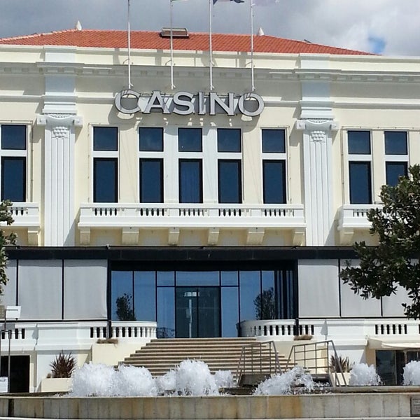 4/27/2013 tarihinde Nuno B.ziyaretçi tarafından Casino da Póvoa'de çekilen fotoğraf