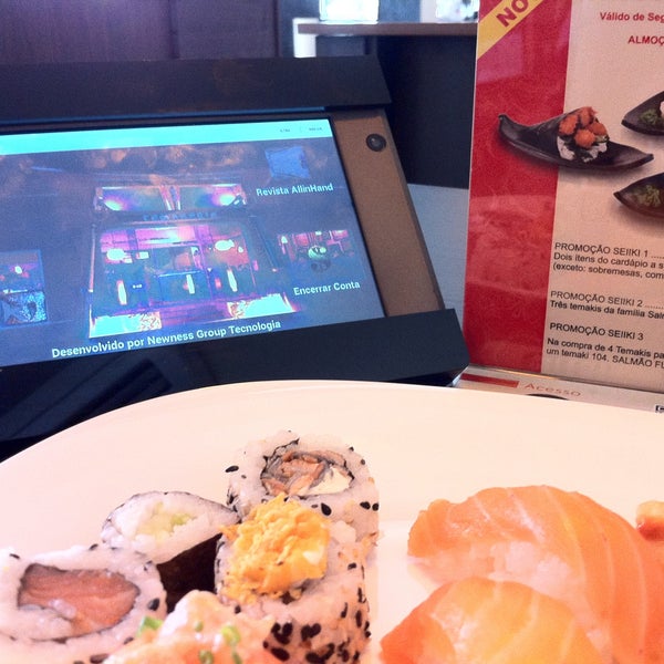 Foto diambil di Seiiki Temakeria &amp; Sushi Bar oleh Itta V. pada 5/14/2013