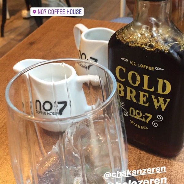 Foto diambil di No:7 Coffee House oleh Diğdem pada 8/25/2019