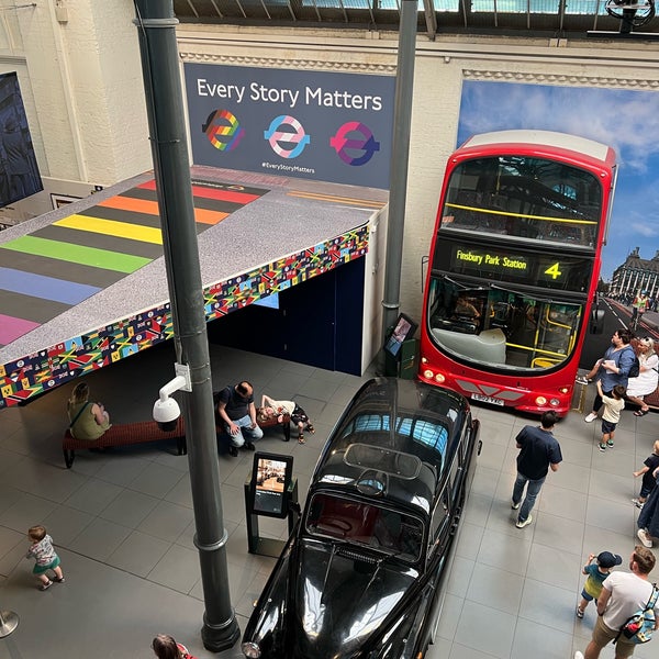 Foto diambil di London Transport Museum oleh Devin H. pada 8/6/2022