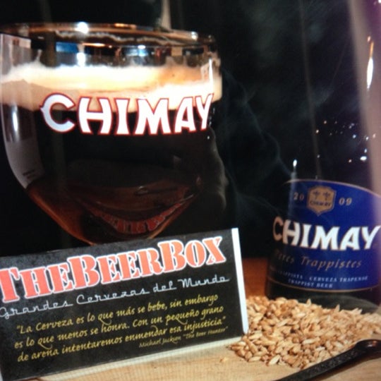 2/26/2013にBeerBox STAFFがThe Beer Boxで撮った写真