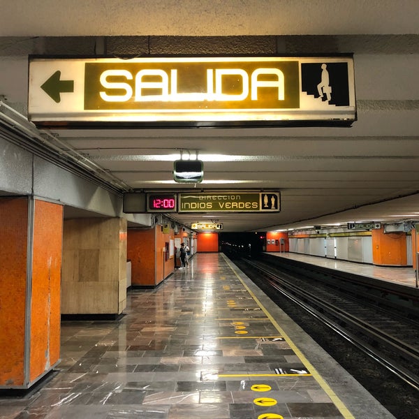 Metro Juárez (Línea 3) Downtown Ciudad de México, Distrito Federal