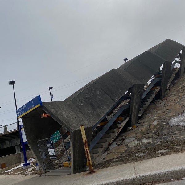 AMT Gare SainteAnnedeBellevue SainteAnnDeBellevue 105 boul