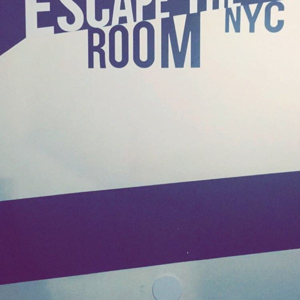 Снимок сделан в Escape The Room NYC пользователем Josh F. 9/19/2015