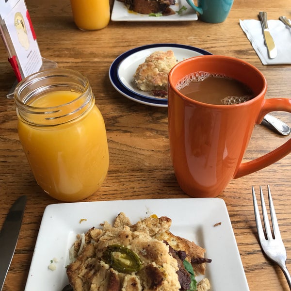 Honeymoon Cafe 19 tips