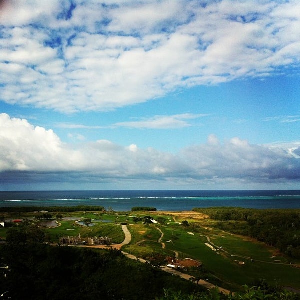 12/2/2013 tarihinde Jaimie B.ziyaretçi tarafından Pristine Bay Resort'de çekilen fotoğraf