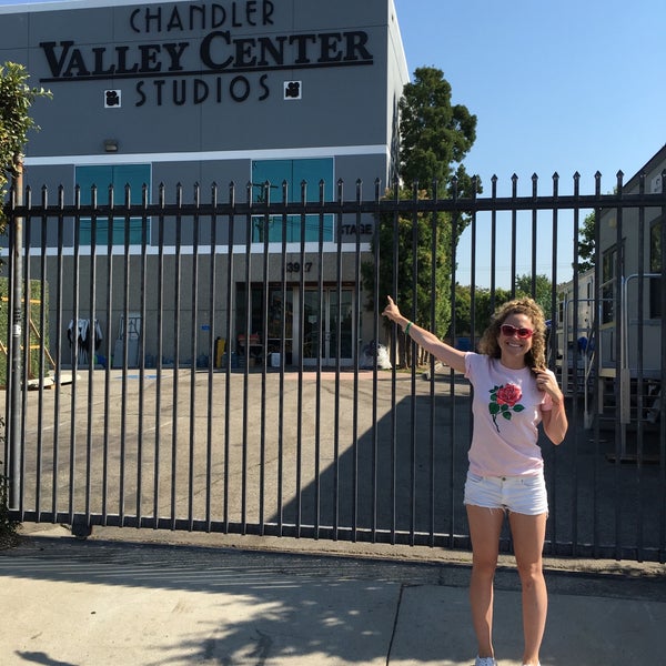 Photos at DunderMifflin Paper Company Office in Van Nuys